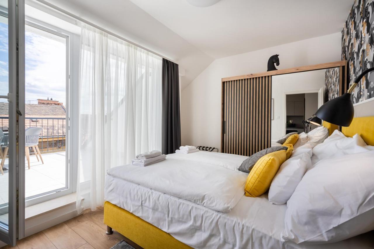 The Rose Garden Budapest Apartments Zewnętrze zdjęcie