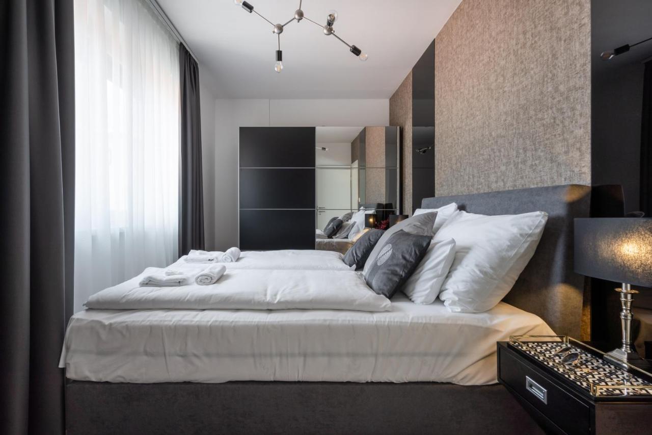 The Rose Garden Budapest Apartments Zewnętrze zdjęcie